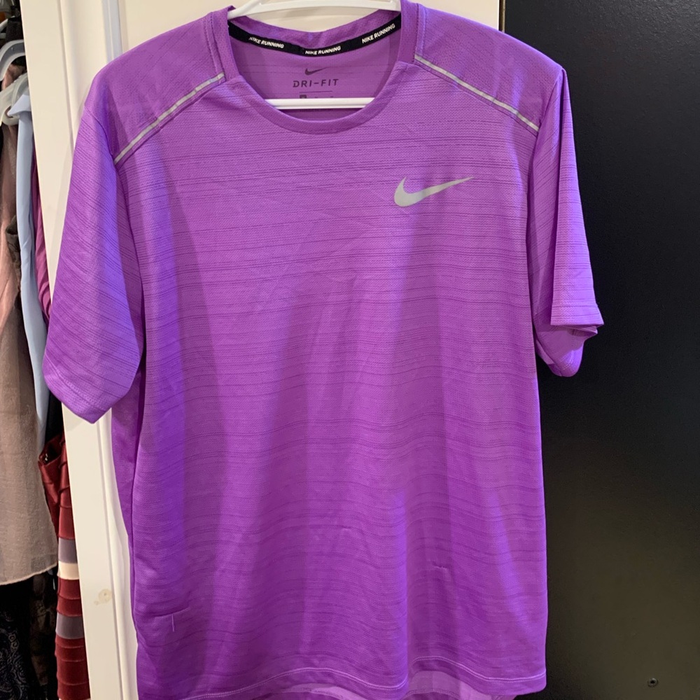 Nike running drifit tee shirt